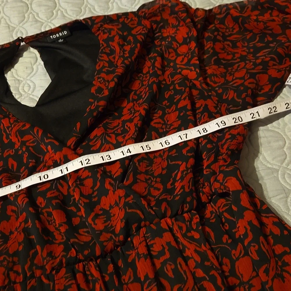 Torrid Red Floral on Black Dress Long Sleeve Cris Cross Front - Picture 3 of 7